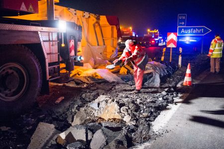 Schwertransportunfall BAB A 3 AS Hengersberg