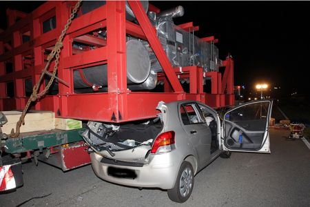 Schwertransportunfall bei Tutting