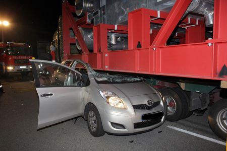 Schwertransportunfall bei Tutting